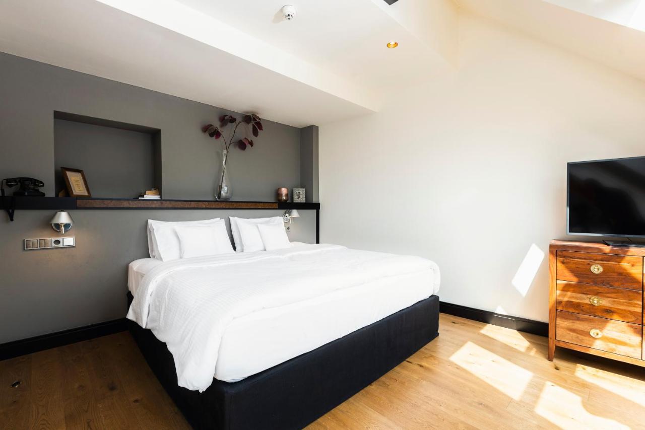 Hotel Numa Republika